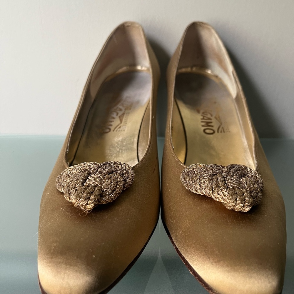 Salvatore Ferragamo Gold Heels with Intricate Design - Picture 11 of 12